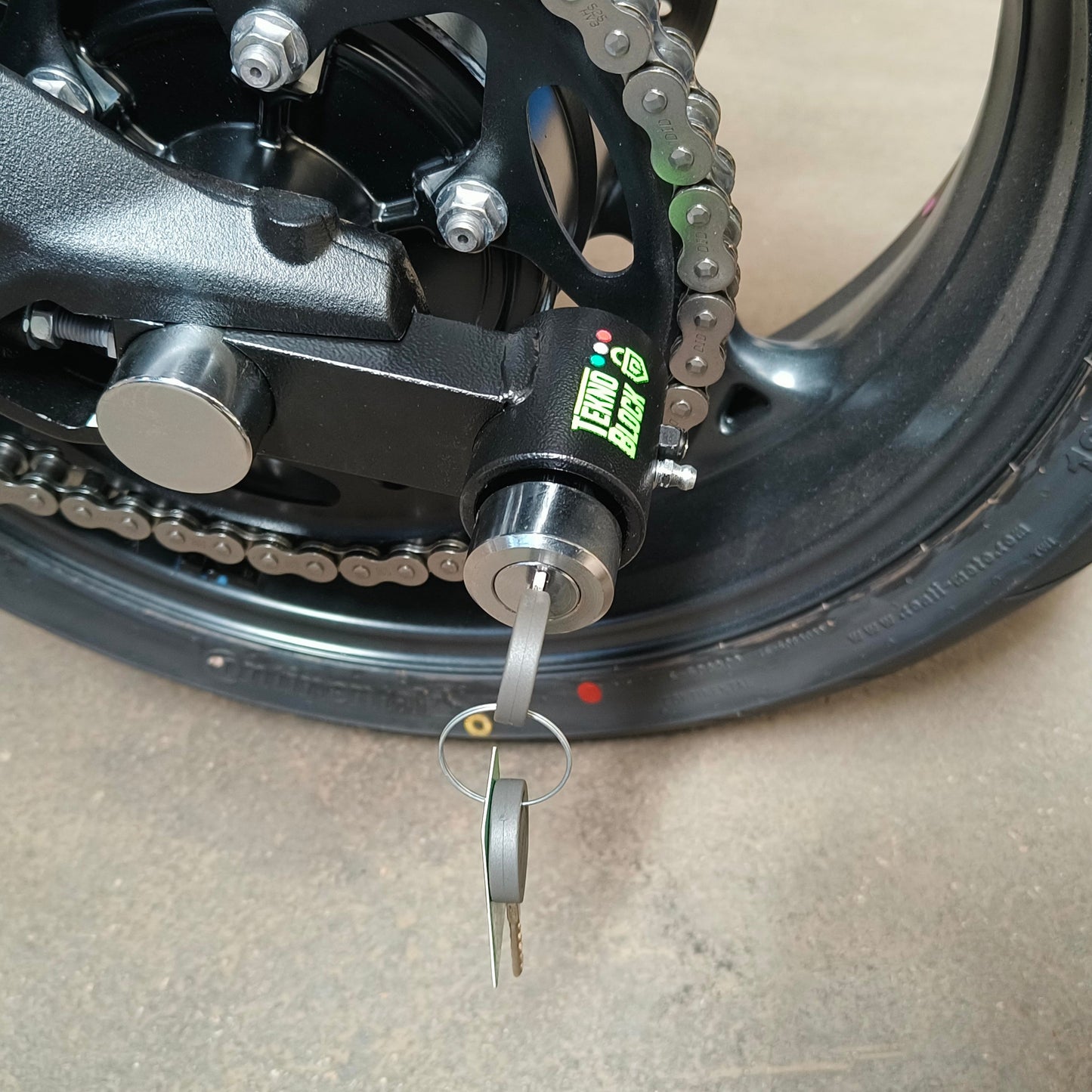 Triumph Speed Triple 765 R / RS / RX